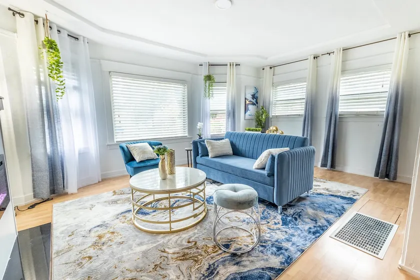 2 Bedroom Home 5 mins to SFO Airport w Parking - Image 1