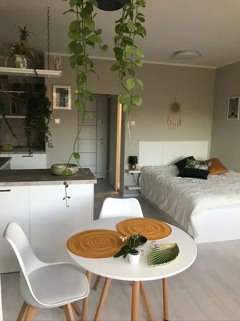 Cosy Urban Jungle Style Apt. in the heart of city - Image 1