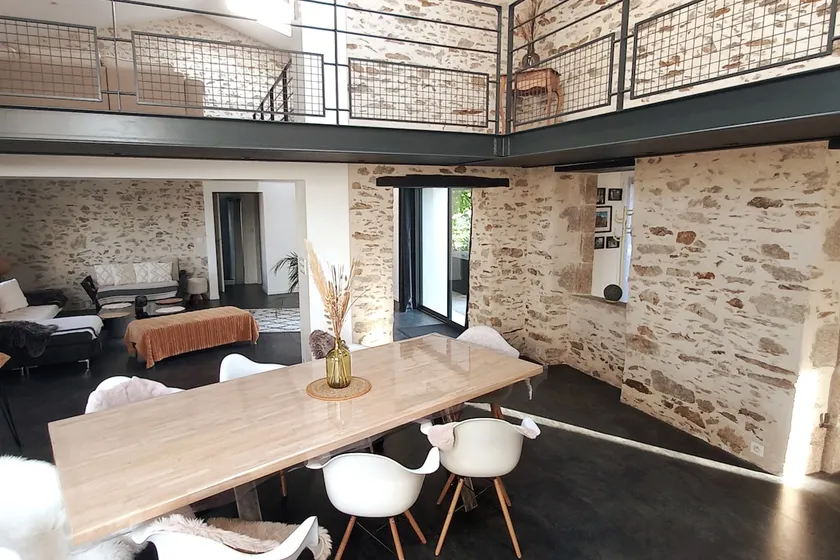 Large charming property in the countryside, 3* furnished for tourism - Image 1