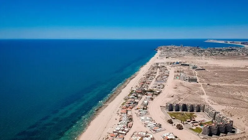 Beautiful Condo La Joya - Near Beach with Views - Image 1