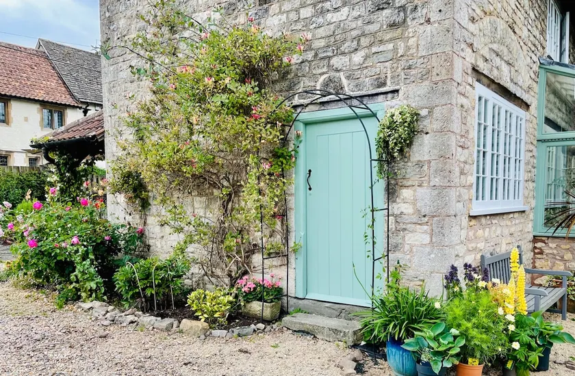 Private guest annexe in Barrow Gurney village. - Image 1