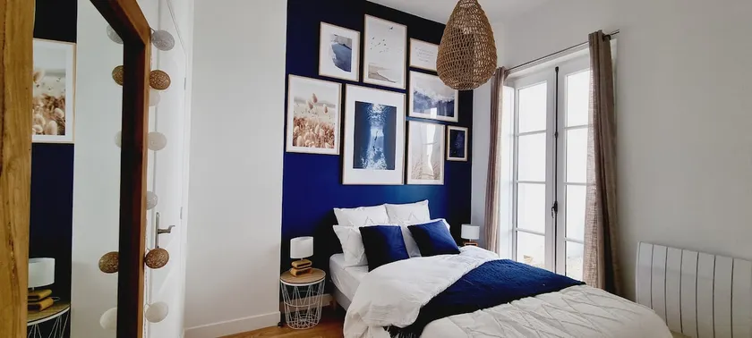Apartment with private terrace - Image 1