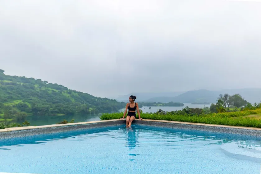 3R Villa w/infinity pool+bonfire-ShivomVilla@Pawna - Image 1