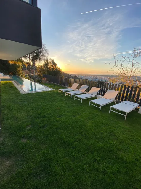 Villa with a pool in the mountains overlooking the ocean - Image 1