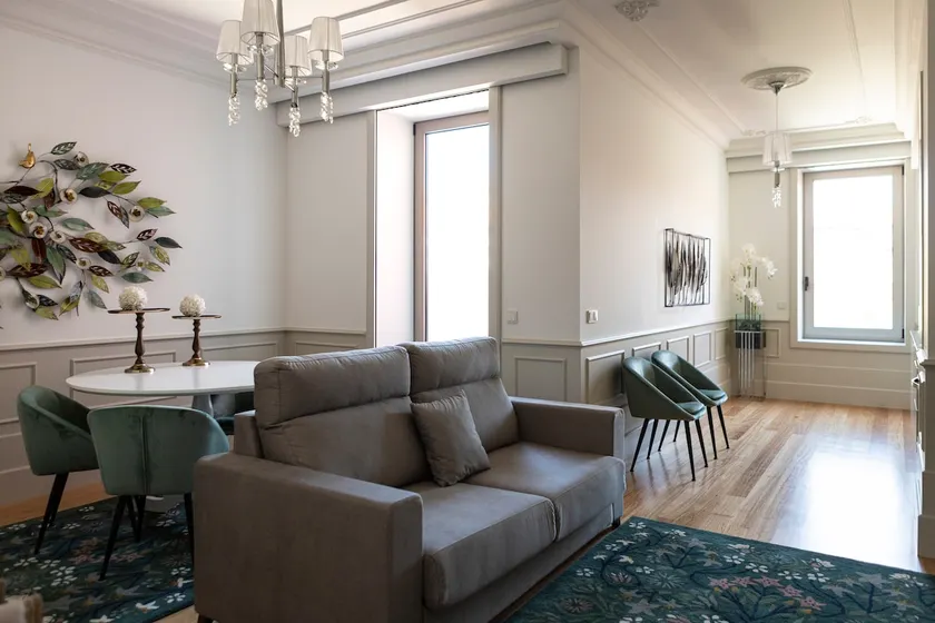 Deluxe Classic Apartment - Image 1