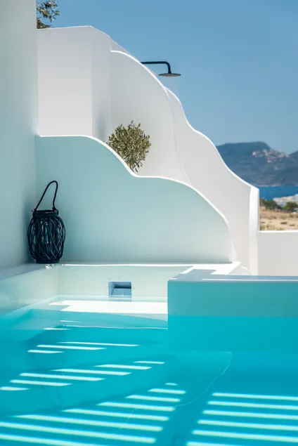 Calma Suite Milos - Image 1