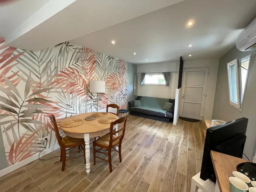 30 m2 cottage - Image 1