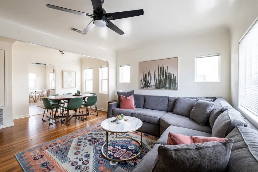 Family Fun! Patio+Parking & min to zoo/beach/dntn - Image 1