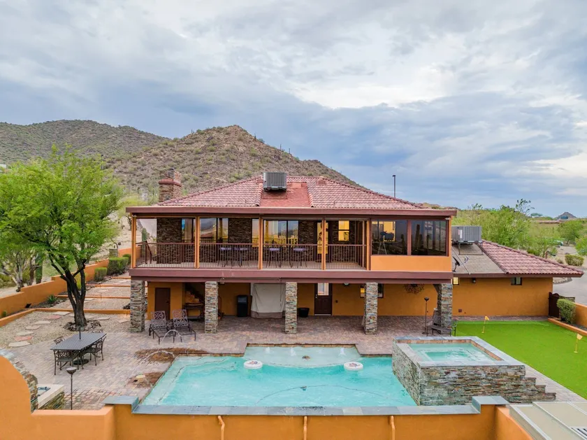 4 BR Mesa Paradise I Spectular View I Pool - Image 1