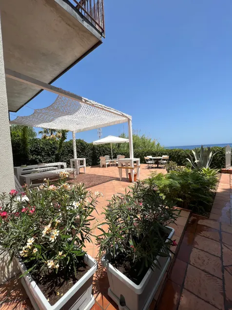 Relaxing cottage for families. 1 min from the beach - Image 1