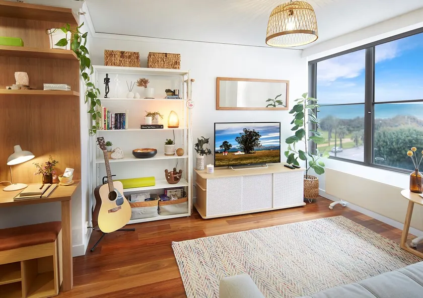 Sensational St Kilda stay at Sunset Beach Tower - Image 1