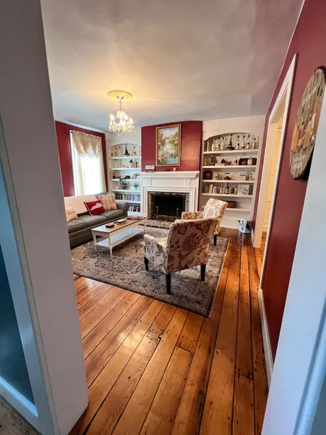 Historic Adam Anthony House, circa 1800! - Image 1