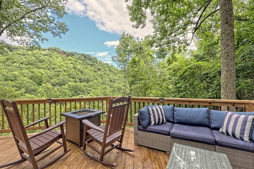 Sky Valley Getaway - A-Frame Cabin in the Sky - Image 1