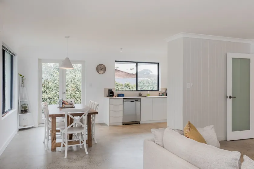 Coastal Cottage by the BnB Collection - Image 1