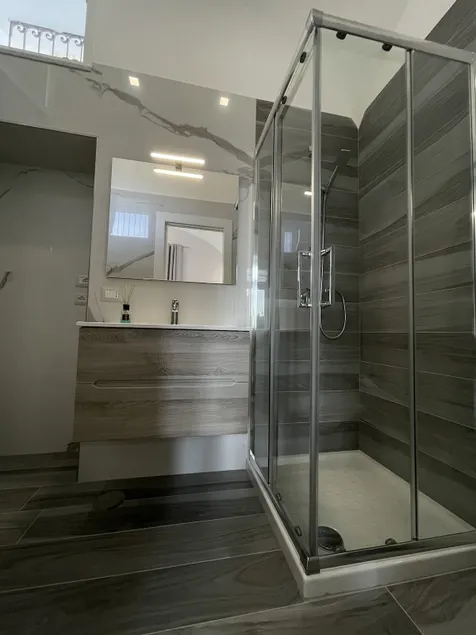 Sole apartments - Image 1