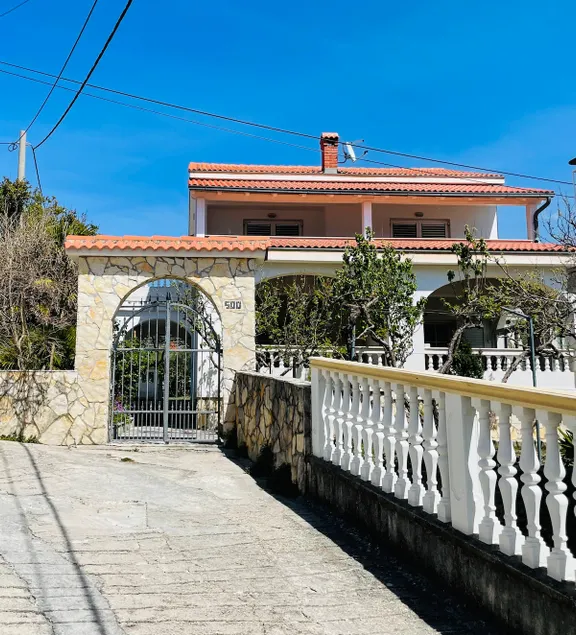 Villa Ankica - 130m² House with a lovely terrace 60m² - Image 1