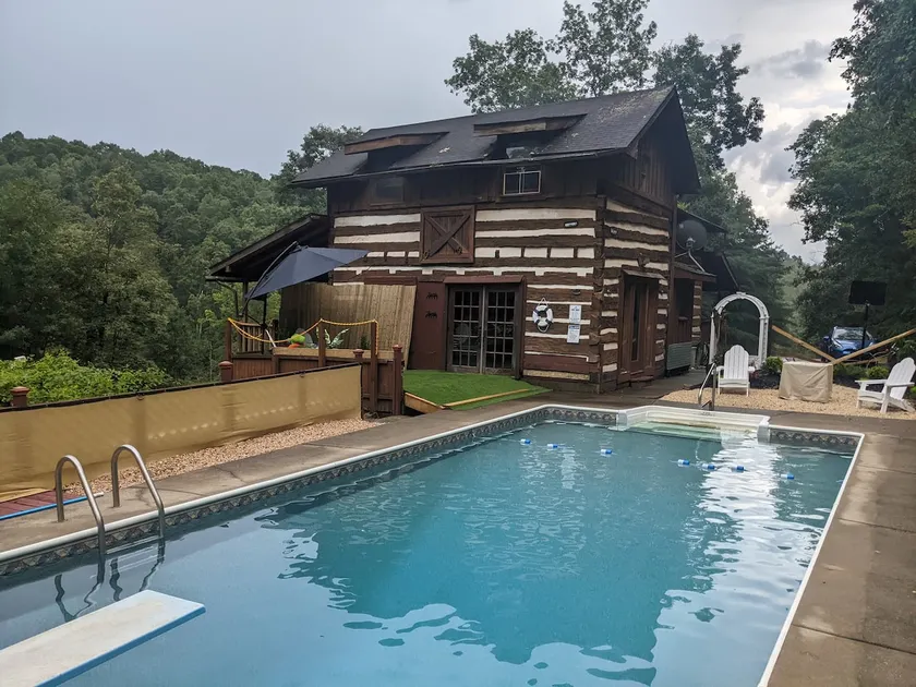 Glorious Log Cabin Retreat with Pool - Image 1
