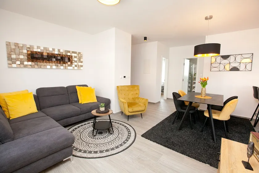Deluxe Apartment Tina - Image 1