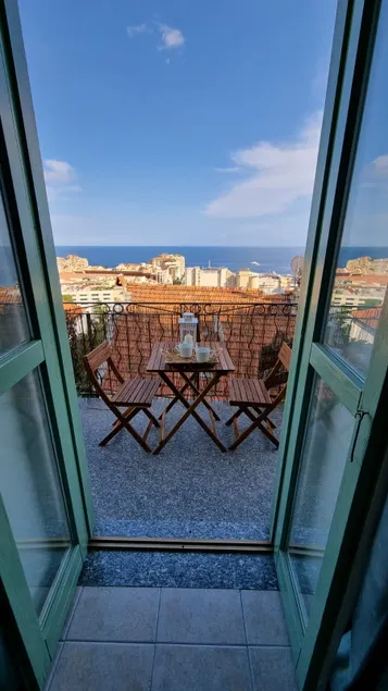 2 rooms with parking, great sea and Monaco views. - Image 1