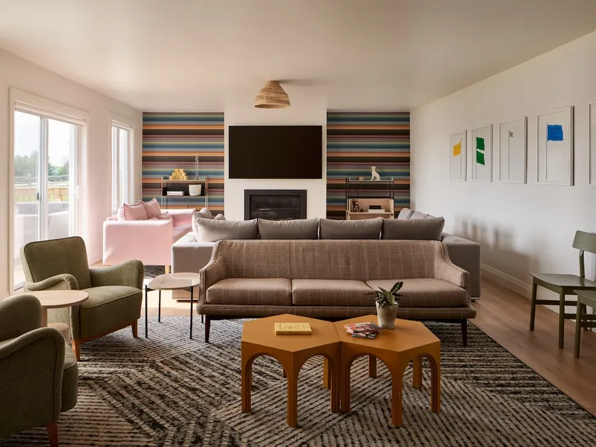 The Carter House | 16 Person Luxury Accommodations | Black Bear Ridge Resort - Image 1