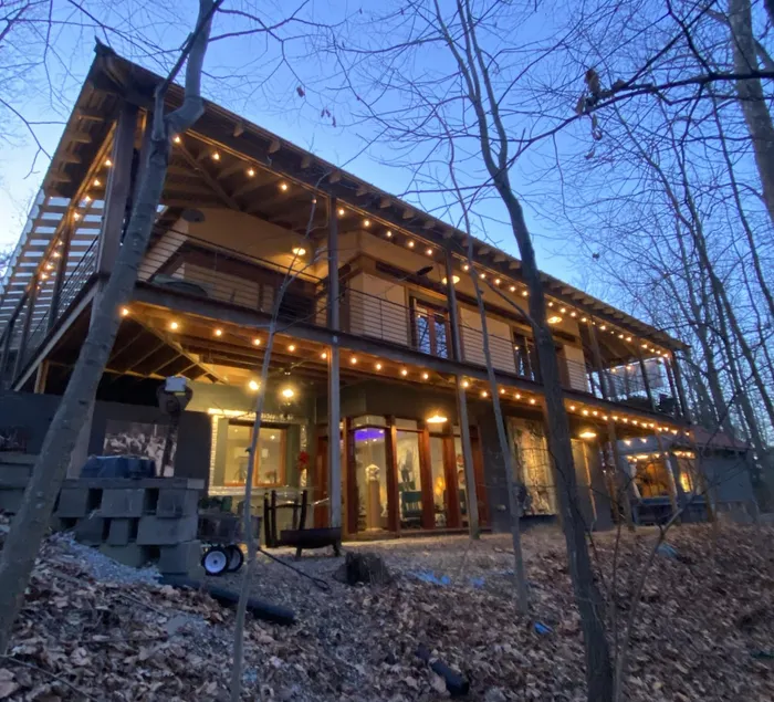 Creekside Retreat at the Jewel Vinsota - Image 1