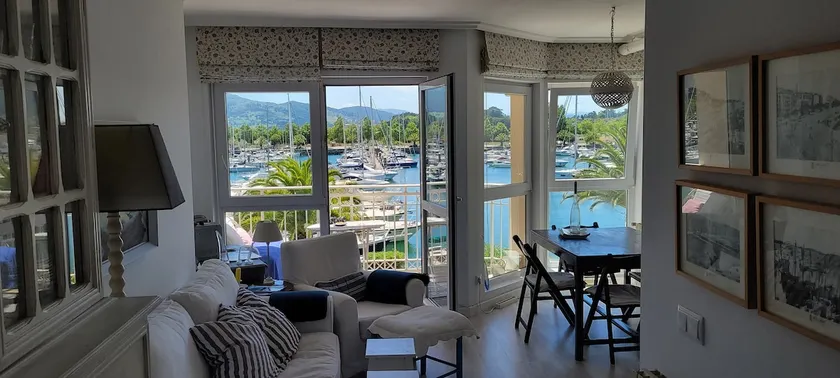 Wonderful apartment with amazing views - Image 1