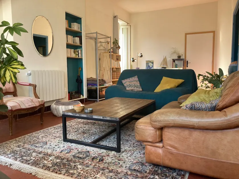 Stunning T2 in Camas - Image 1
