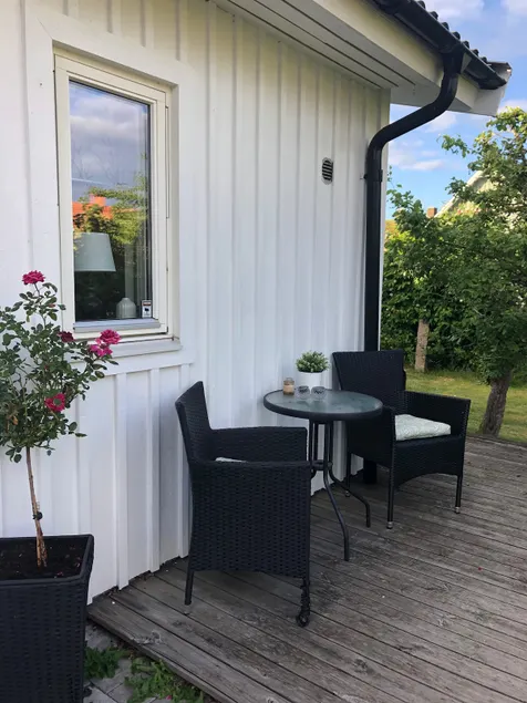 Cozy little house with 7 min walk to the city center - Image 1