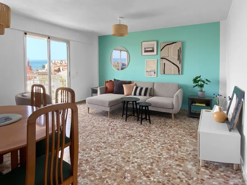 Flat at 500m from the beach - Image 1