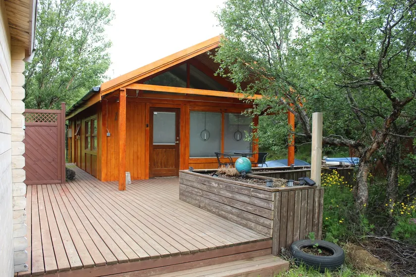 Húsafell, Relaxing and cozy cottage with hot-tub - Image 1
