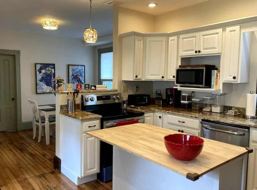 Cheerful home near Killington, Okemo, Pico, trails - Image 1