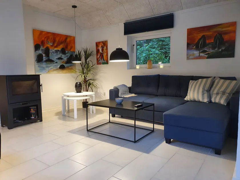 Apartment with fjord view, nice and newly renovated. - Image 1