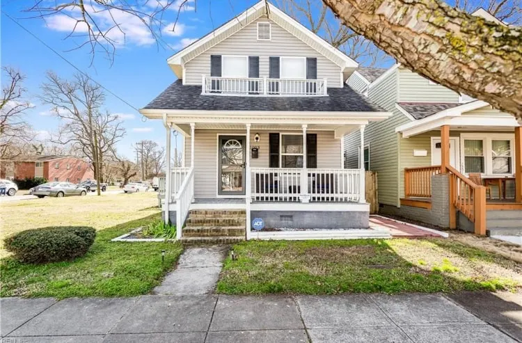 Ghent on the Corner: Cozy 3 bed 2.5 bath home - Image 1
