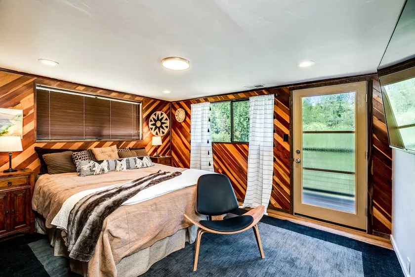 El Canyonero Casa. Closest house to the Confluence - Image 1