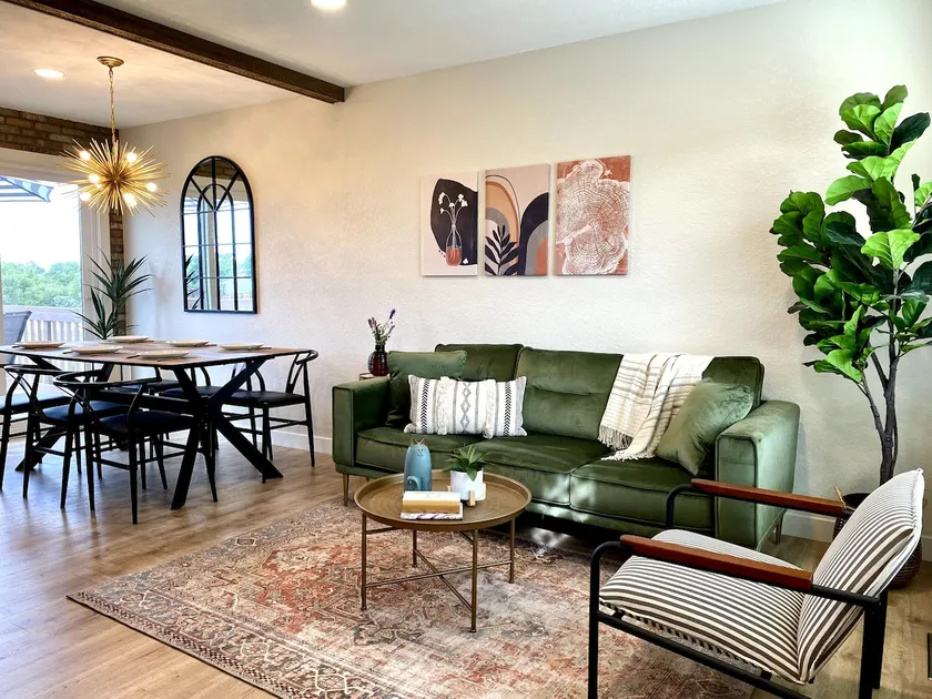 Modern Eclectic Farmhouse❤️ Central location! - Image 1