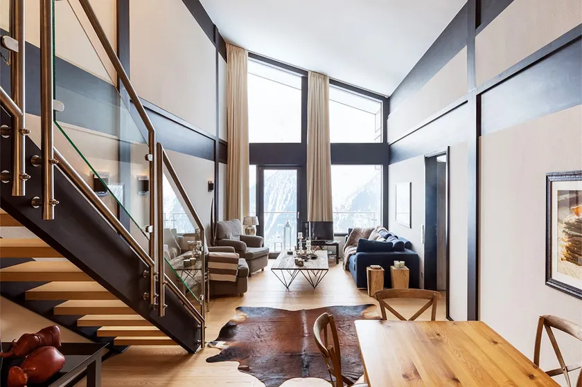 Superior Loft Apt · Mountain Views · Ski-in/out - Image 1