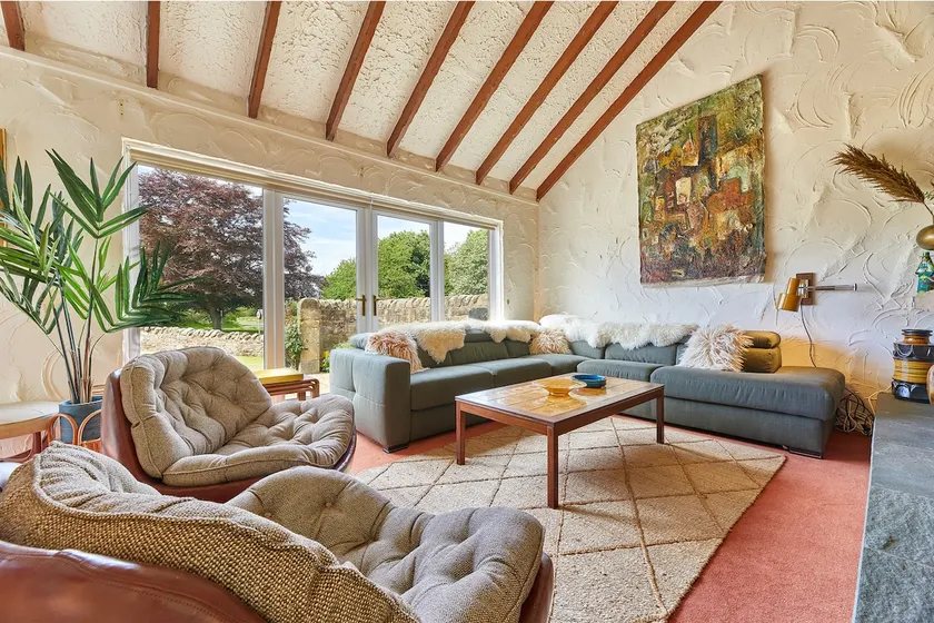Xanadu Quirky 3-Bed Near Beach & Village Pub - Image 1