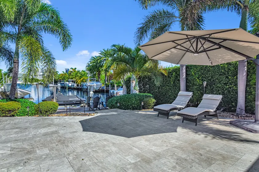 Luxury Waterfront house/ Heated pool in paradise - Image 1