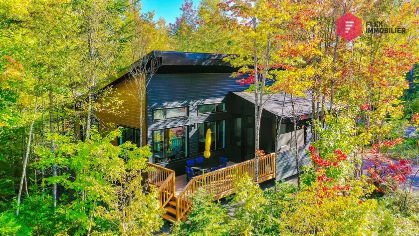 The Sunny-Haus in Portneuf - Private hot tub, Pool - Image 1