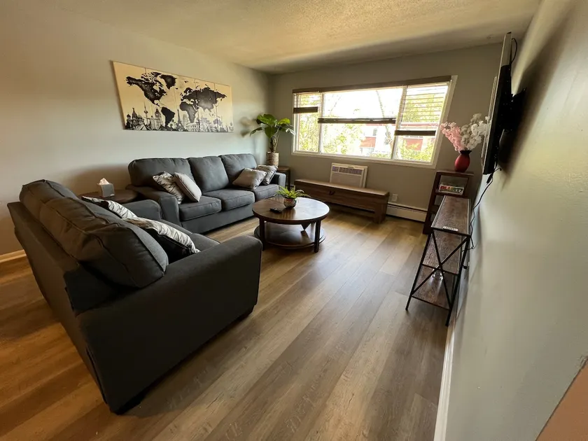 The Cozy Suite 1-bedroom - Image 1