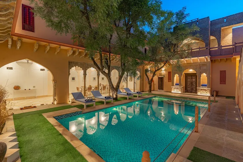 12BR Khohar Haveli w / Mughal Garden, Pool @ Delhi - Image 1