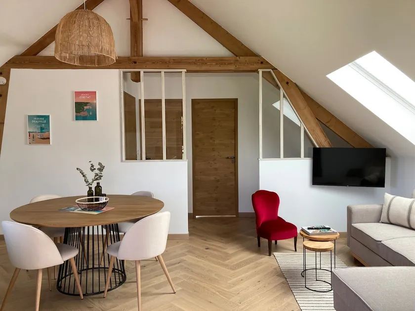 Vacation rental with a view of the fields - Image 1