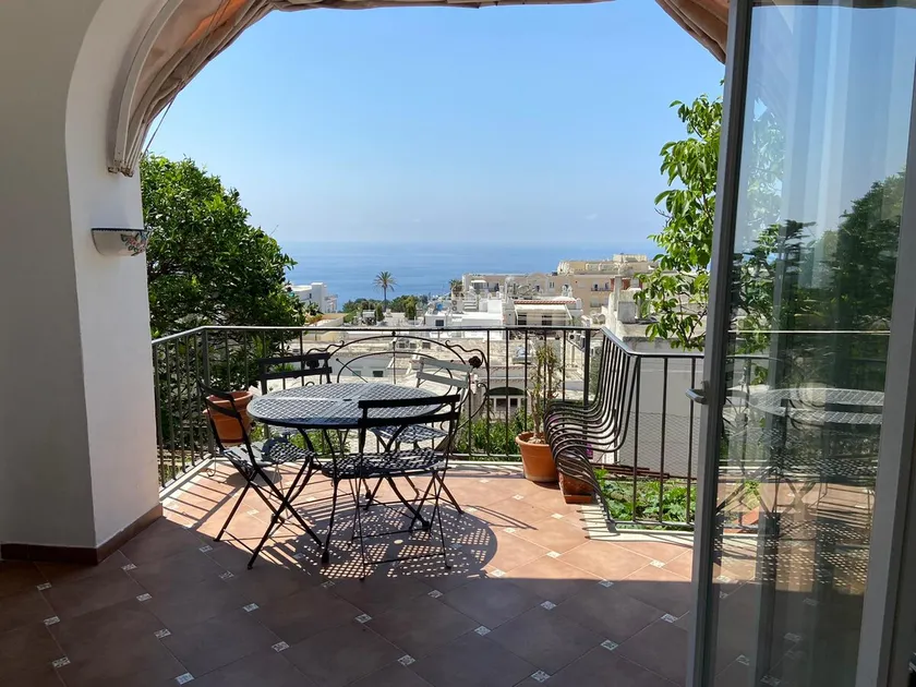 Casa Arturo is a very central Capri Vacation Home - Image 1
