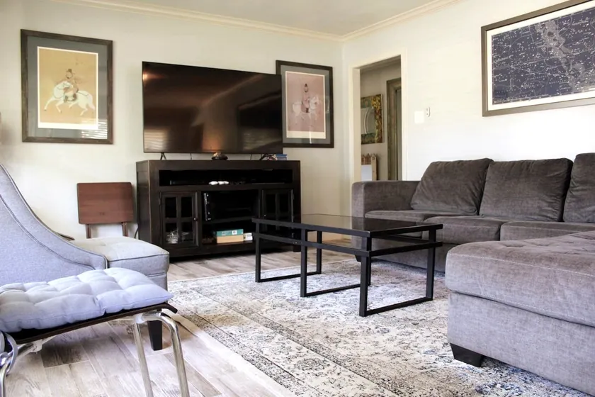 The Zen Den - Image 1
