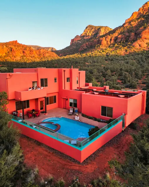 Views! Private Heated Pool + Spa + BBQ + Games + EV + High-speed Wifi - Image 1