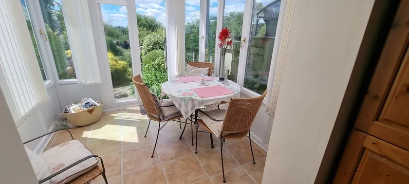 Cosy cottage with views over the Shropshire hills - Pass the Keys - Image 1