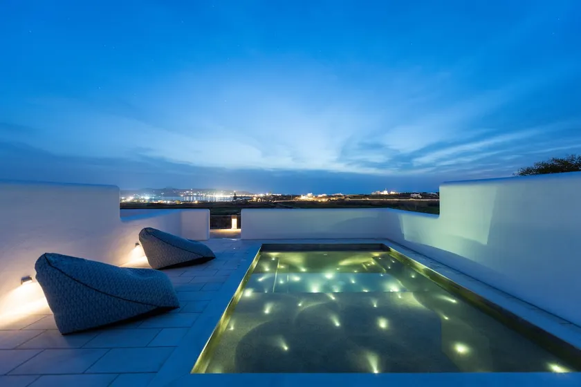 Family Two bedroom Private Pool - Image 1