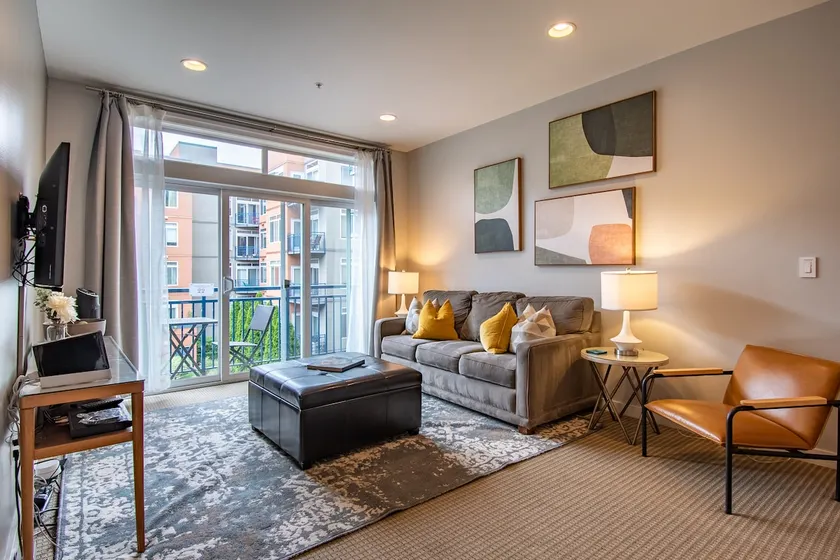 Beautiful Home in the Heart of Seattle! - Image 1