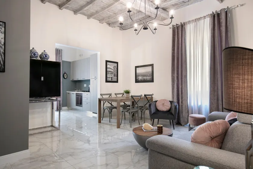 San Niccolò Luxury Apartment - Image 1
