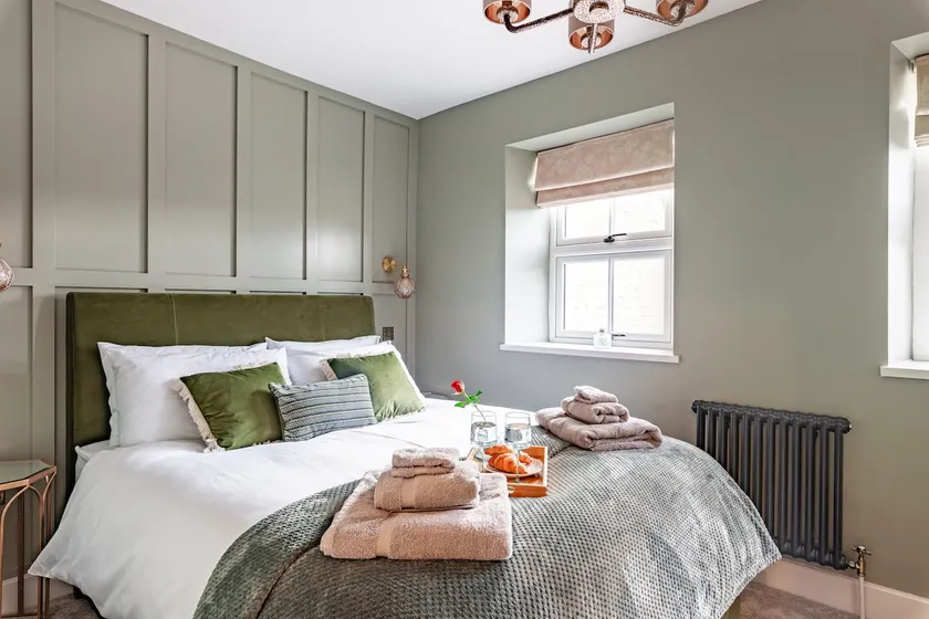 Stunning cottage, parking, study, EV charger, Gdn - Image 1